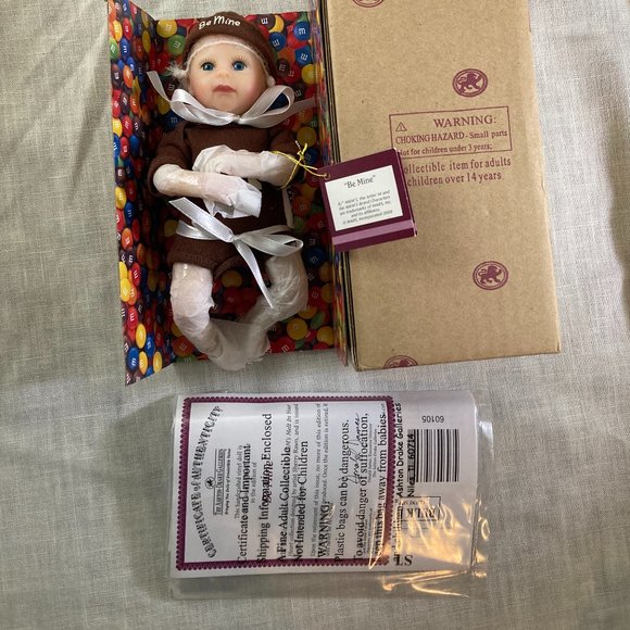 NWT Brown "Be mine" M&M Baby doll The Ashton-Drake Galleries collectables Easter - Picture 1 of 4